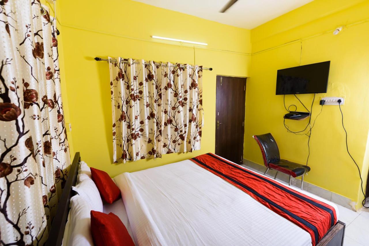 Sterling Baishakhi Hotel โกลกาตา ภายนอก รูปภาพ